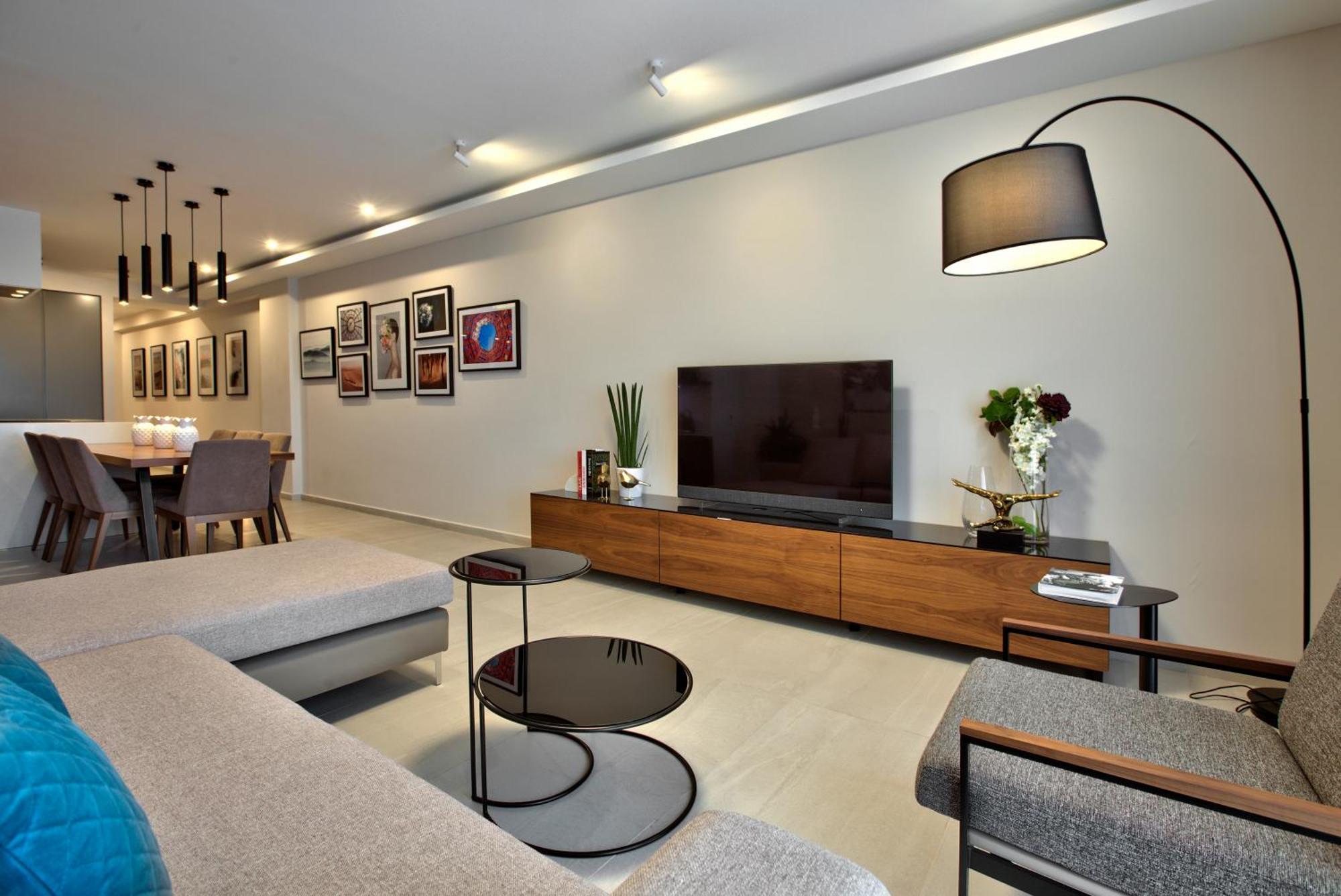 Sea Front Spacious Valletta Views Apartments Sliema Bagian luar foto