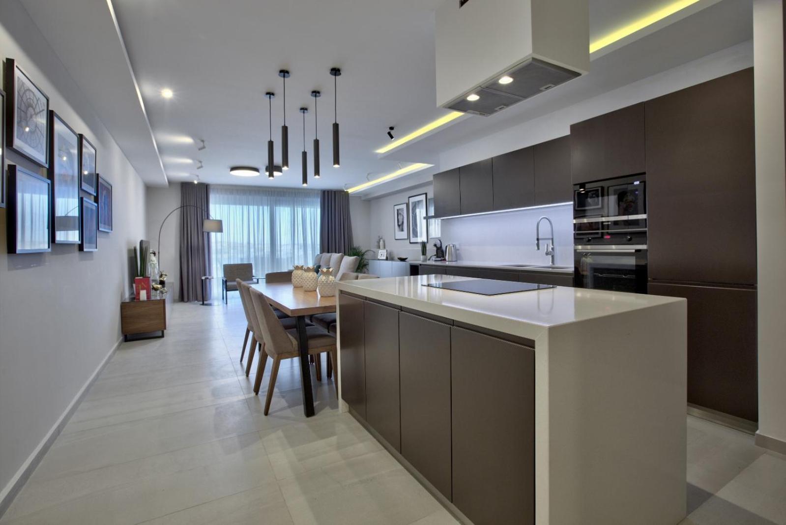 Sea Front Spacious Valletta Views Apartments Sliema Bagian luar foto